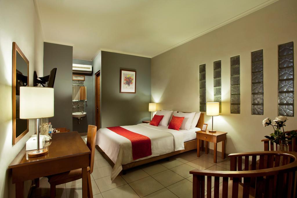 Ilos Hotel Bandung Exterior photo