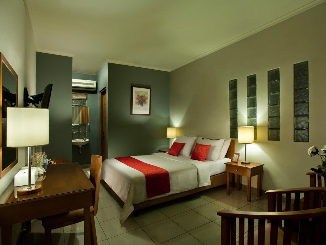 Ilos Hotel Bandung Exterior photo