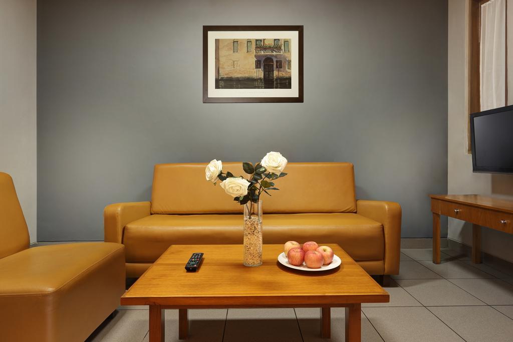 Ilos Hotel Bandung Exterior photo