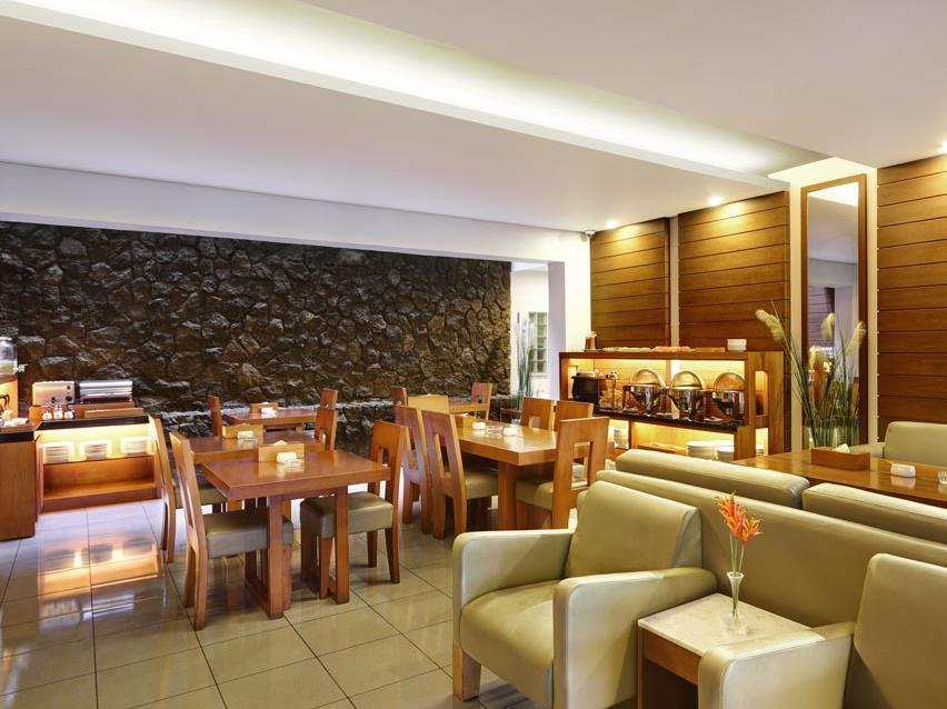 Ilos Hotel Bandung Exterior photo